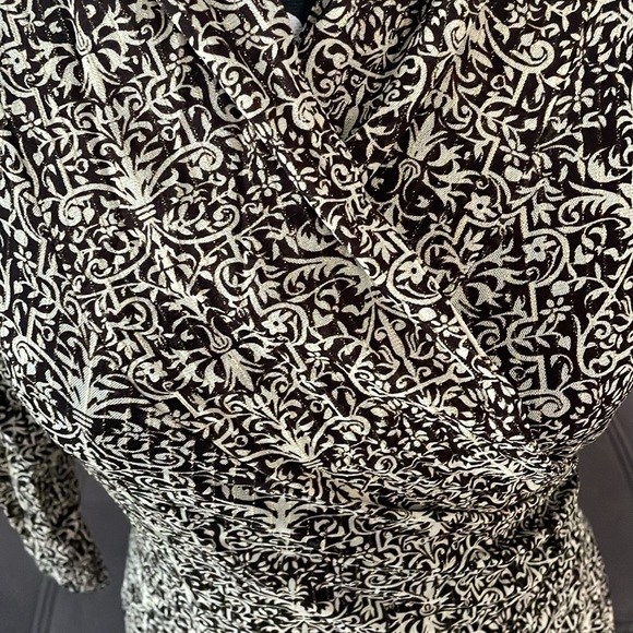 PURSUITS, LTD. Brown & Cream 3/4 Sleeve Top Size Medium - Picture 2 of 7